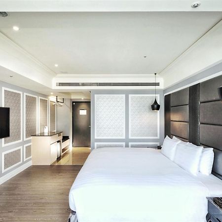 Sun Hao Hotel Taichung Extérieur photo